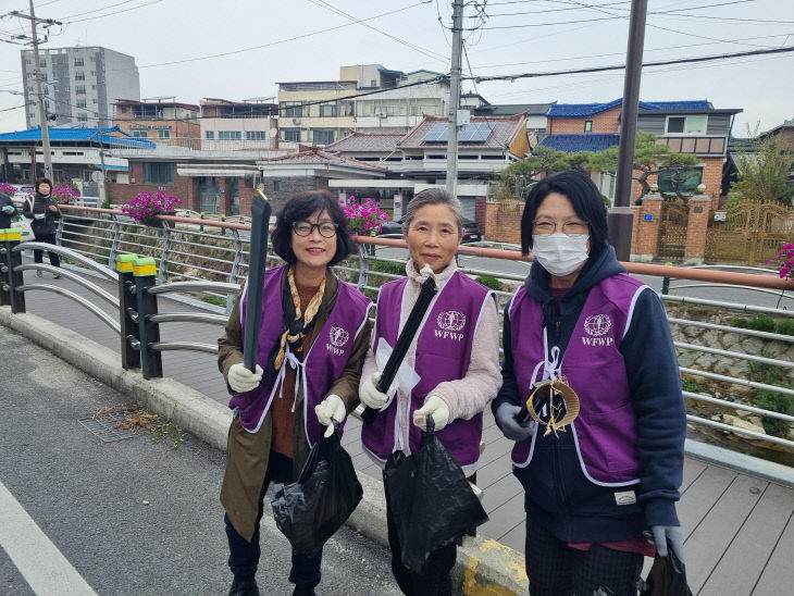 금산-아사오까리에(일본)쓰레기줍기 행사